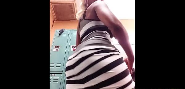  Ebony ass shaking in a Dress Desire5000